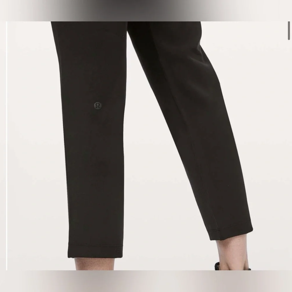 Lululemon Athletica On the Fly pants woven. - Picture 4 of 8